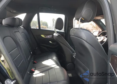 2018 Mercedes-Benz Glc 300 from USA, damaged, VIN WDC0G4JB6JV035448